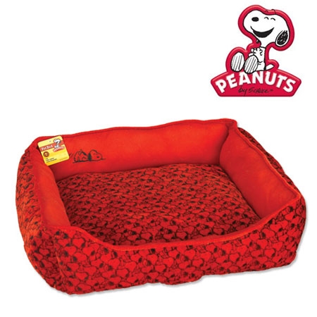 red dog bed, snoopy dog bed