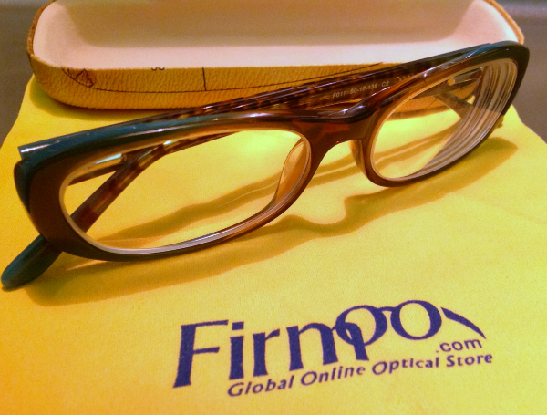 firmoo glasses and case